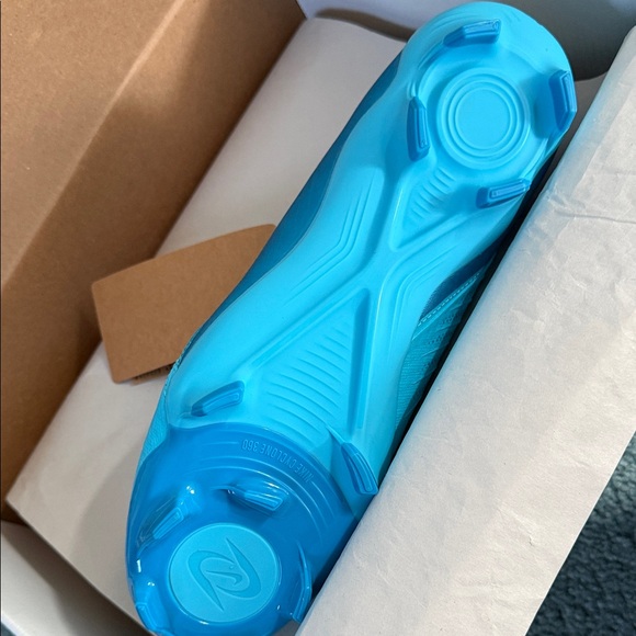 Brand New Unworn Nike Blue Soccer Cleats main image 4